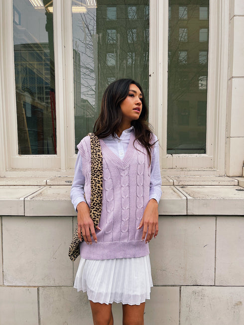 Clueless Cable Knit Vest// Lilac